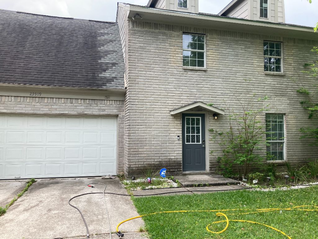 Brick and Driveway Cleaning in Spring, TX