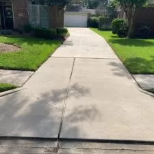 Driveway and Patio Cleaning Houston, TX 1