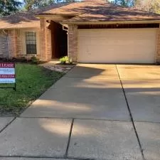 House and Concrete Cleaning in Houston, TX 0